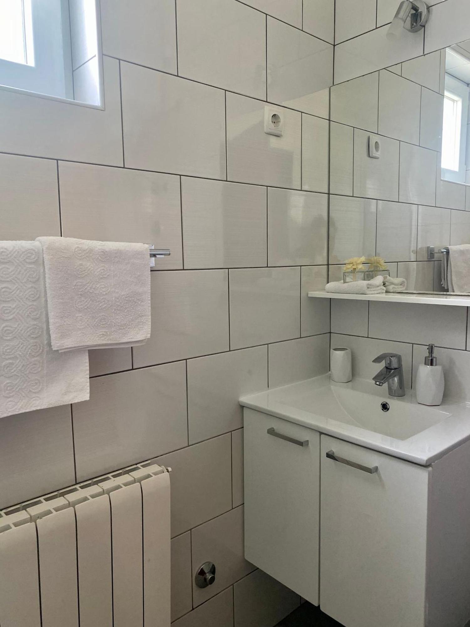 Apartment Ponos Krk Town Bagian luar foto